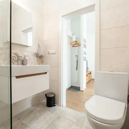 Old Town 1br Near Main Square Bratislava